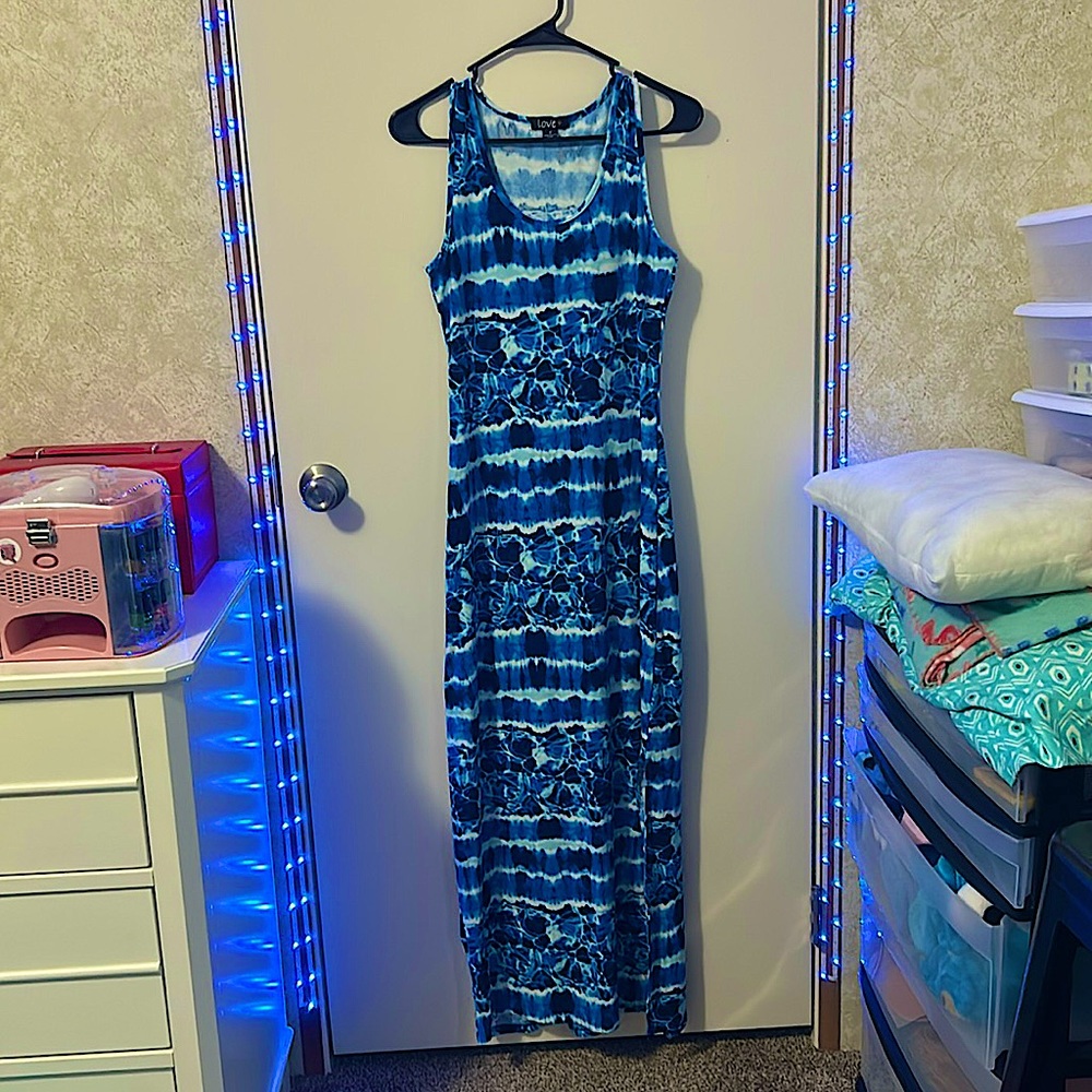 Love, medium, blue and white